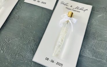 Nikah Şekeri mi, Modern Hediyelik mi? 2025’in Tercih Değişen Trendleri